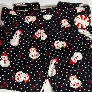 8 of Hearts NWT Festive Snowman Women’s Leggings Size 3X